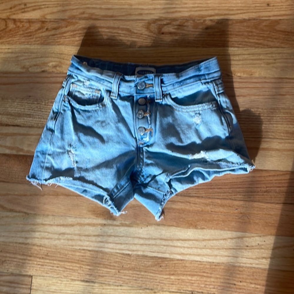 this is a pair of denim jean shorts, light washed, and the brand is old navy